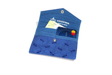 Cargar imagen en el visor de la galería, Carterita tipo sobre - hormigas